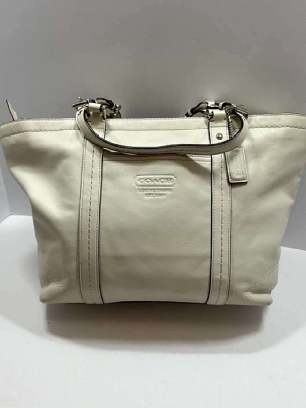 Coach Leather East/West Gallery Tote Bag (B0959-F13098) Stone w/COA EUC